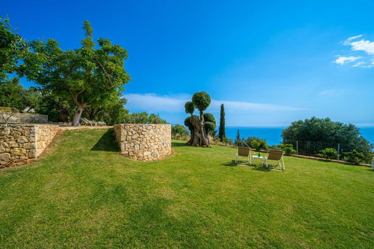 Lourdas Bay View Simotáta Esterno foto