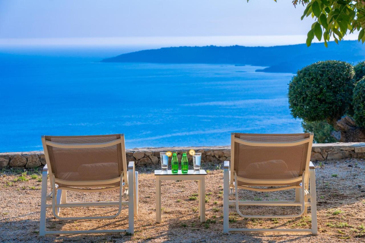 Lourdas Bay View Simotáta Esterno foto